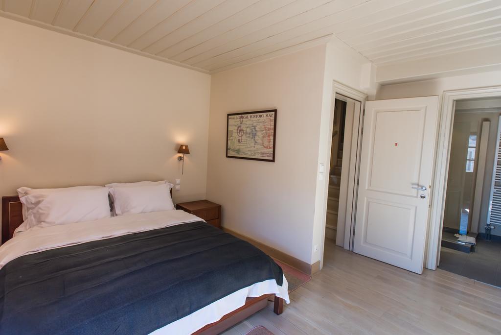 Hotel Epoches Karpenísion Zewnętrze zdjęcie
